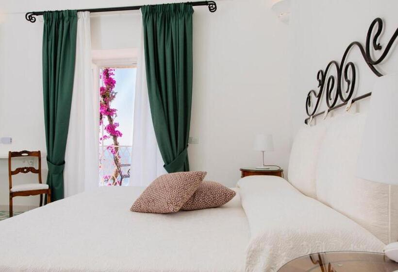 ホテル La Bizantina Luxury Villa