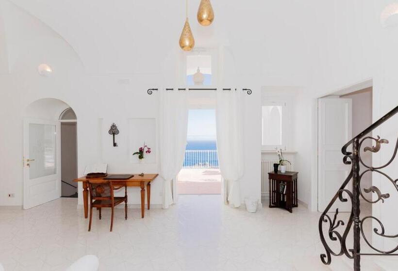 هتل La Bizantina Luxury Villa