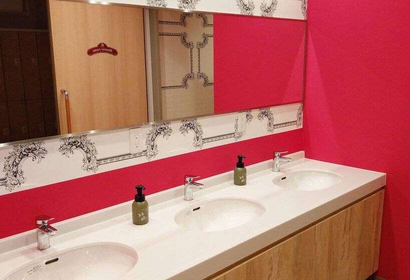 La Gent Hotel Okinawa Chatan Hotel And Hostel