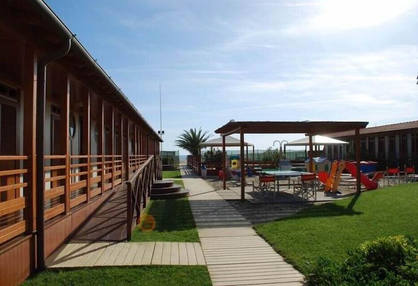 فندق Re Versiliana