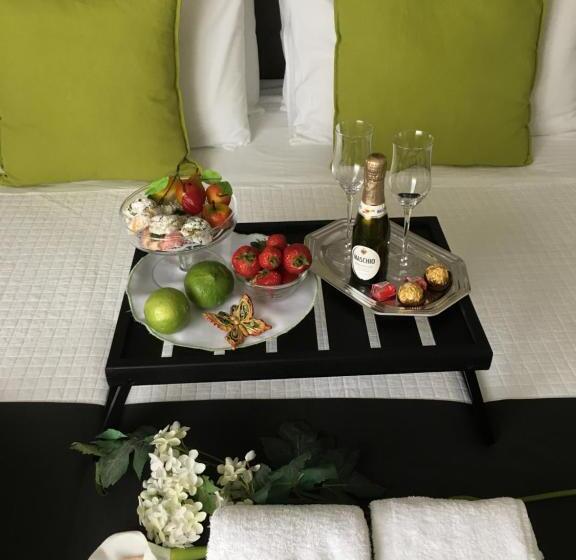 هتل L`essenza B&b