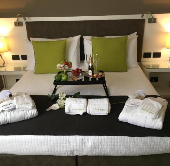 هتل L`essenza B&b