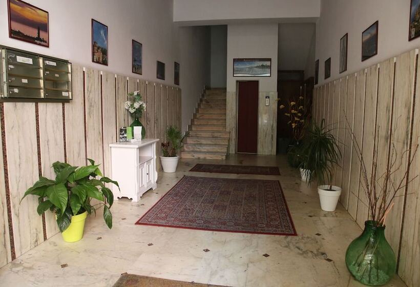 هتل L`essenza B&b