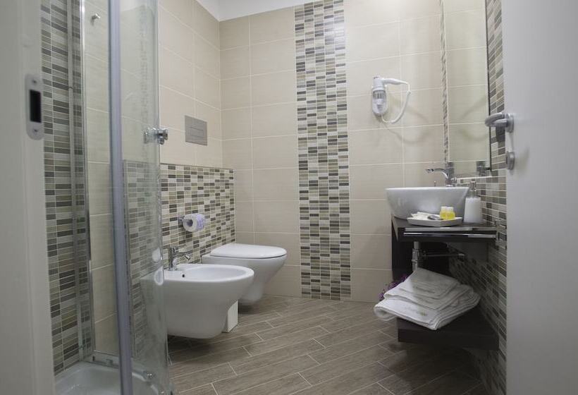 هتل L`essenza B&b