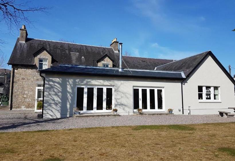 Отель Loch Ness Guest House