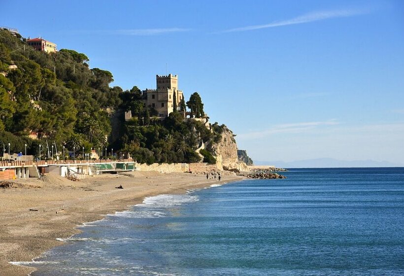 Отель Marina Charming Rooms