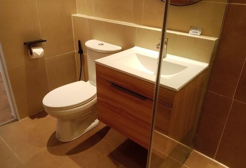 Отель Paras Inn Boracay