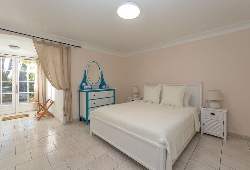 ホテル Pavillon De Pampelonne