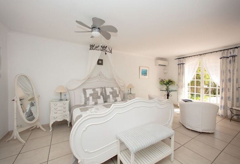 ホテル Pavillon De Pampelonne