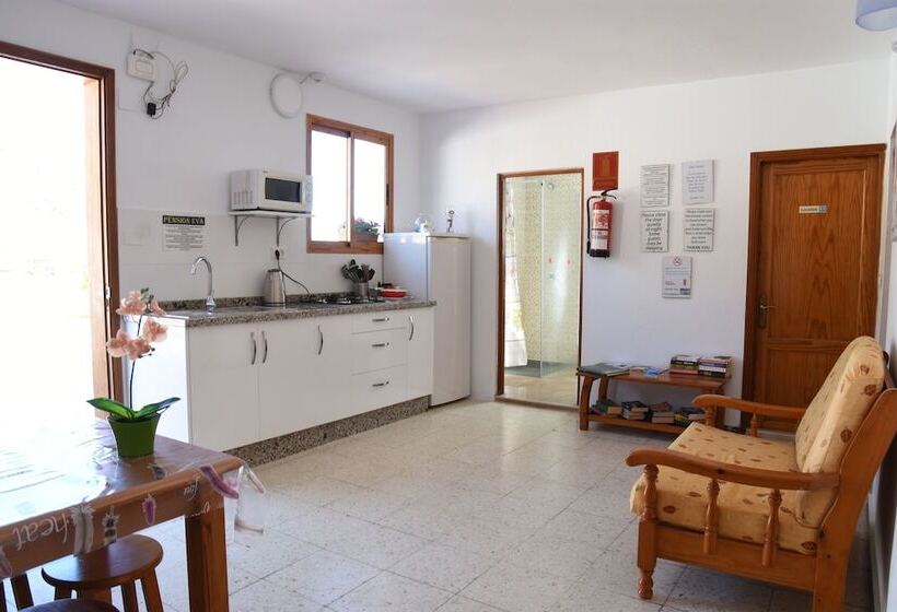 فندق Pension Eva