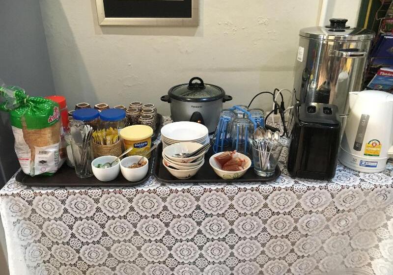 호텔 Phuket Old Town Hostel