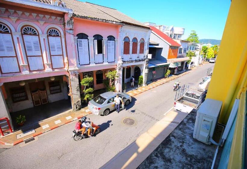호텔 Phuket Old Town Hostel