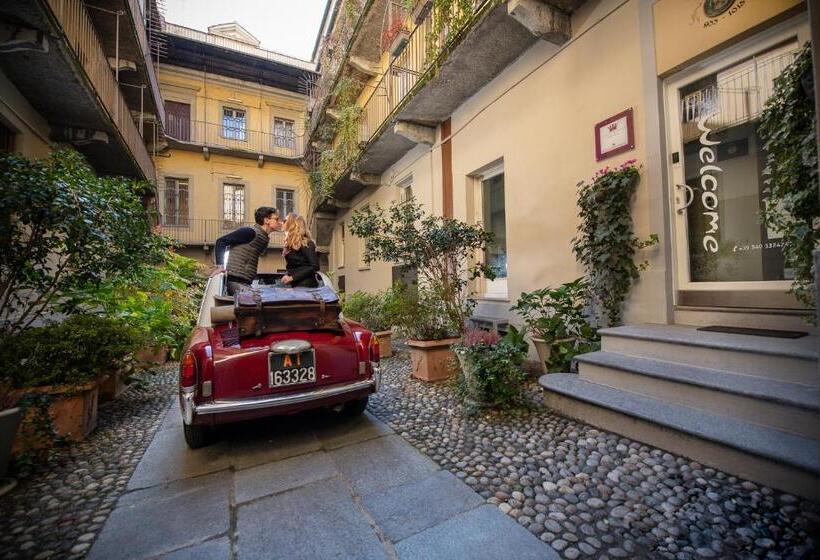 Hotel Rearduinoivrea