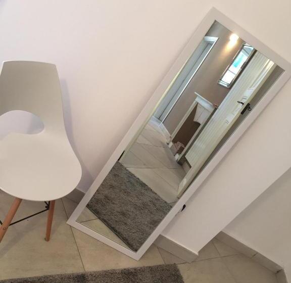 Hotel Rearduinoivrea