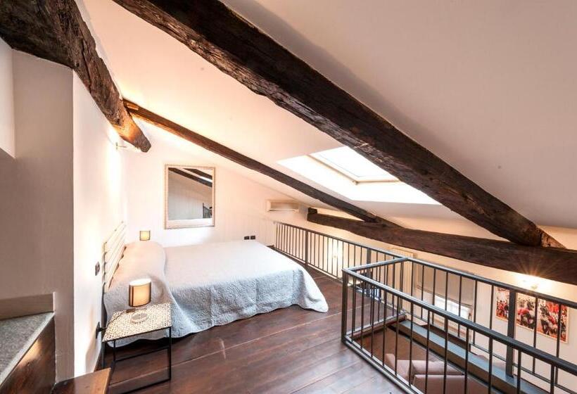 Hotel Rearduinoivrea