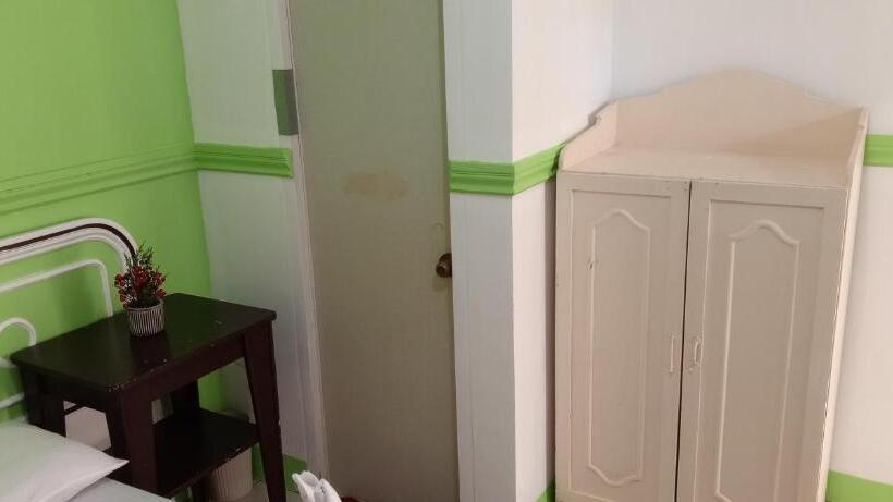 فندق Luna Netflix Chill Jomckayl Apartelle