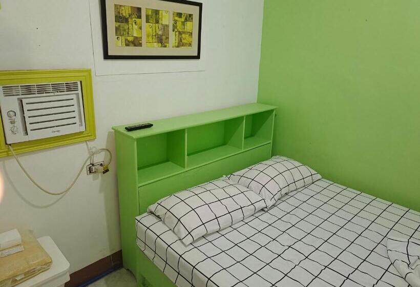 فندق Luna Netflix Chill Jomckayl Apartelle