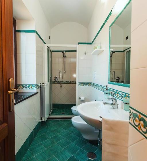 Отель Roccia Fiorita