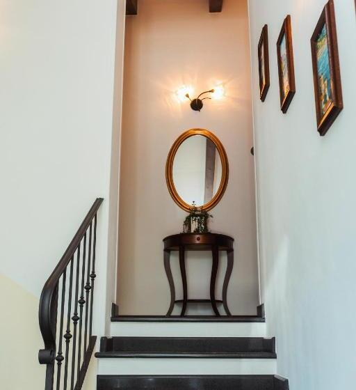 Отель Roccia Fiorita