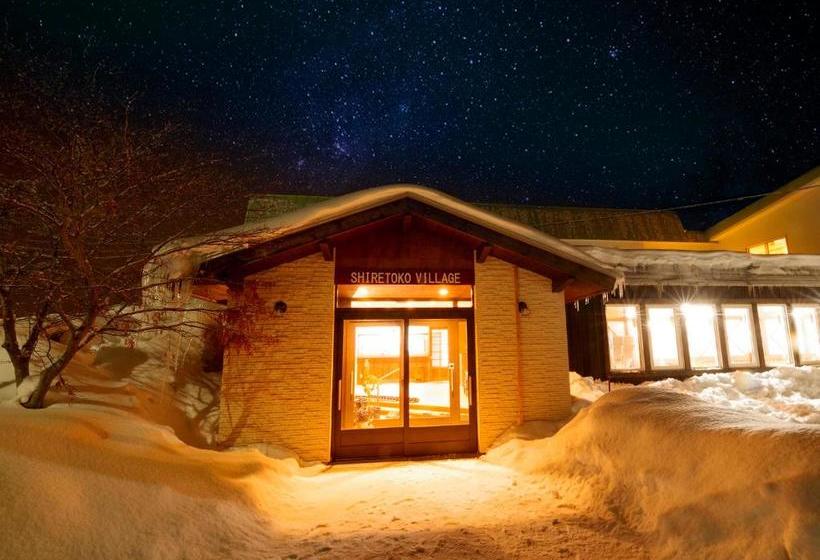 בית מלון כפרי Shiretoko Village