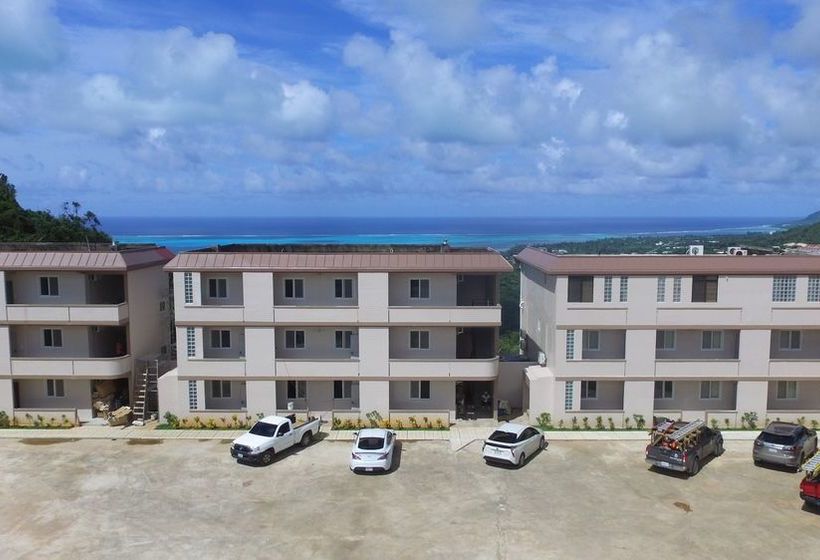 هتل The Summit Condominium &