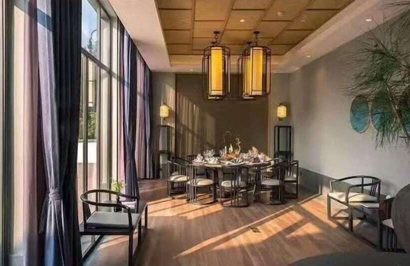 فندق The Lucid Resort