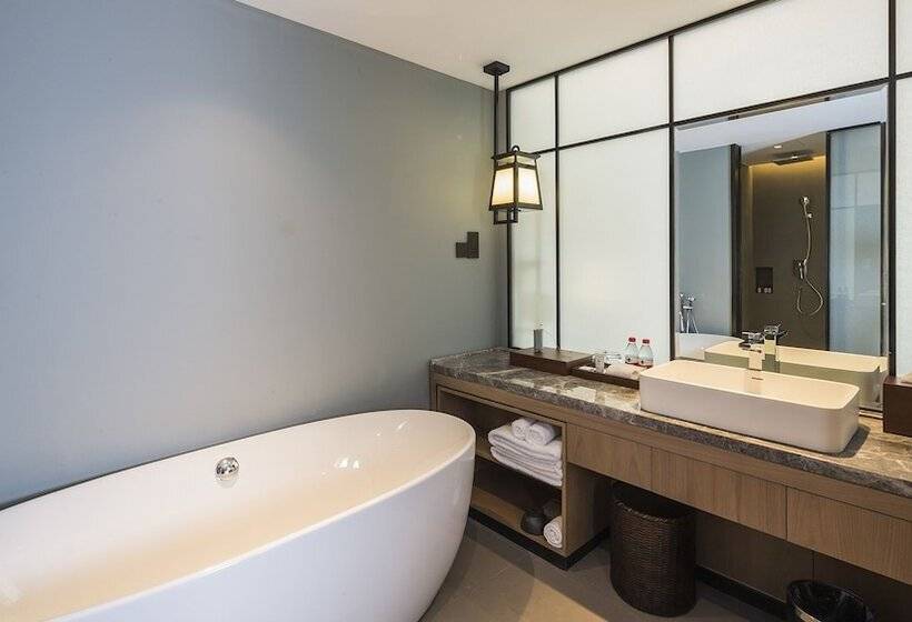 فندق The Lucid Resort