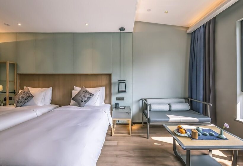 فندق The Lucid Resort