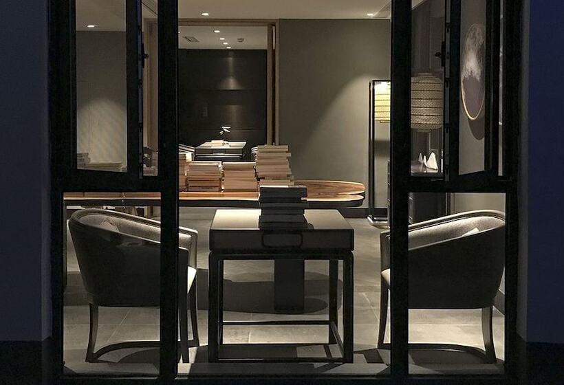 فندق The Lucid Resort