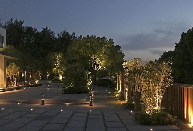 فندق The Lucid Resort