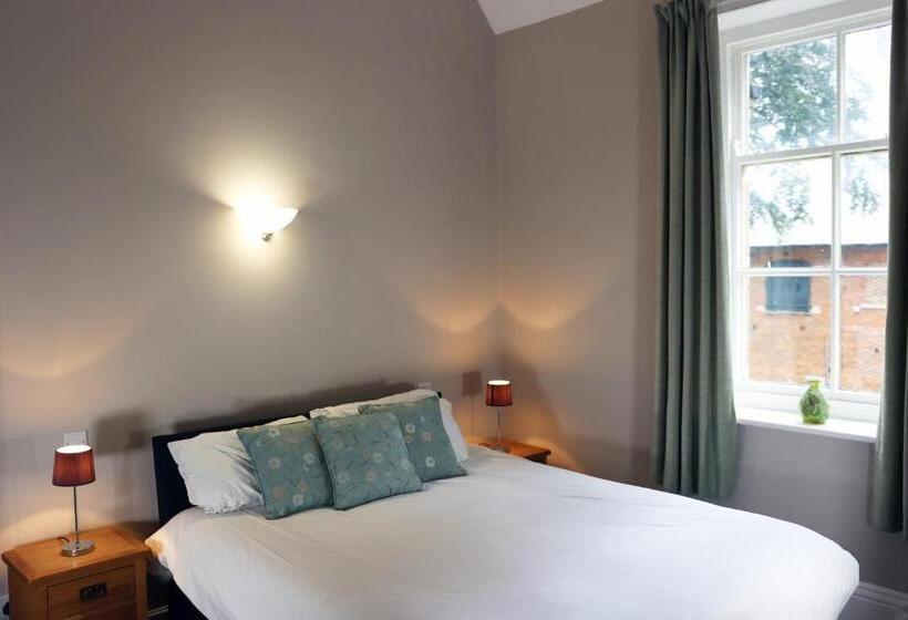 酒店 The Tollemache Arms