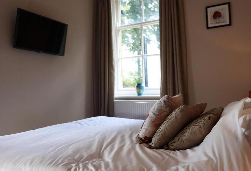 酒店 The Tollemache Arms