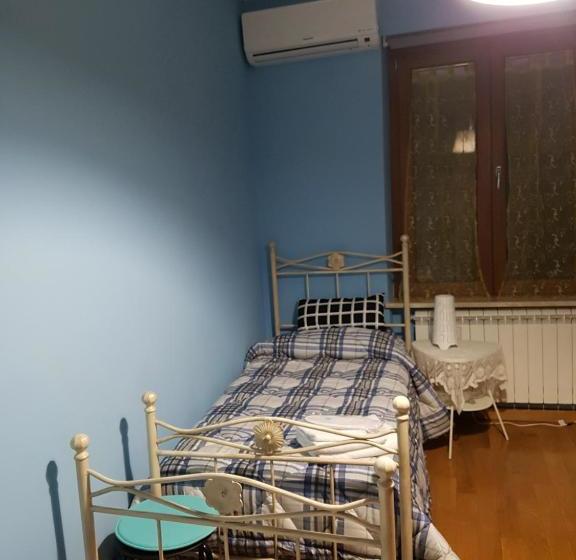 Отель Bed And Breakfast Torre Polidori