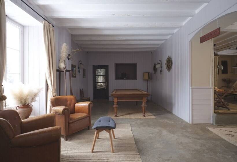 Отель Mas Sant Marc