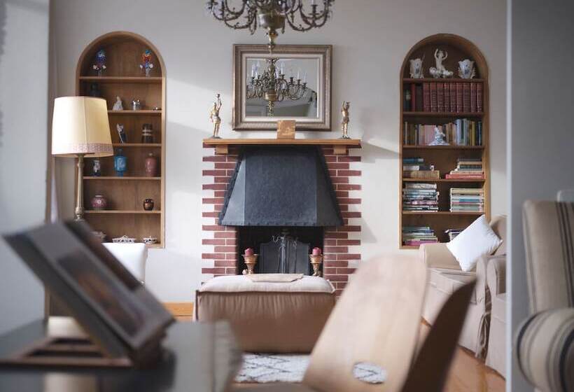 Отель Mas Sant Marc