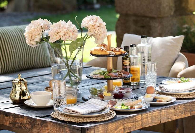 Отель Mas Sant Marc