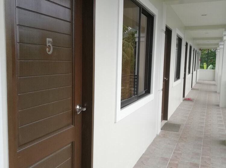 هتل Veranda Residence Inn