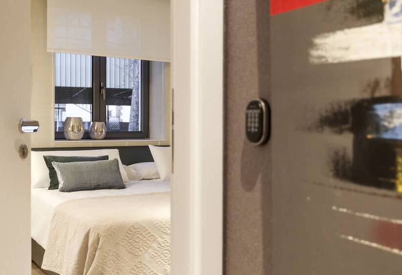 هتل Villa Birdie Boutique  Adults Only