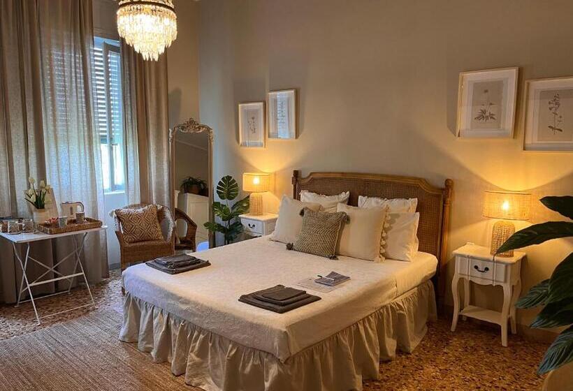 فندق Villa House And Garden B&b
