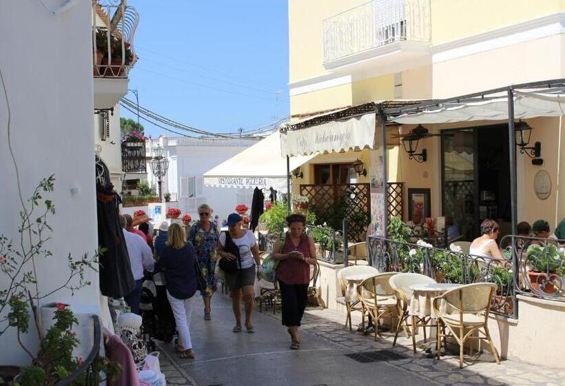 فندق Villa Pollio Guest House