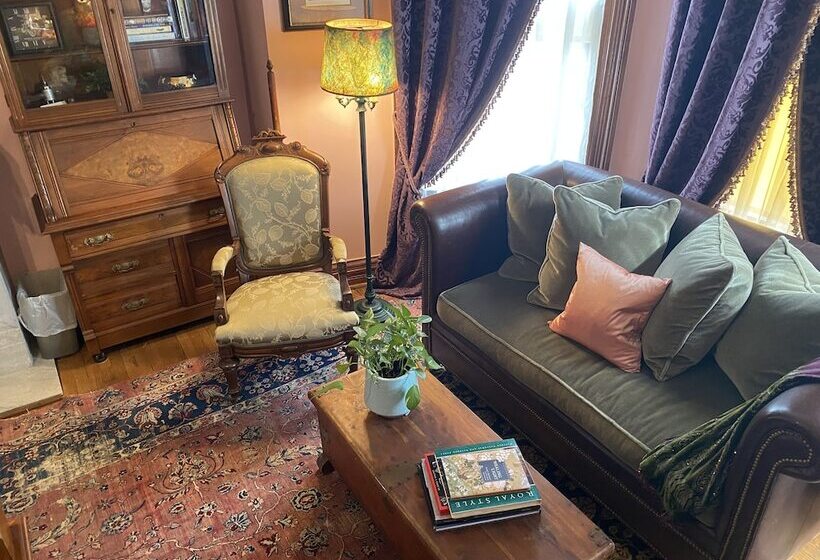 فندق Vineyard Mansion B&b