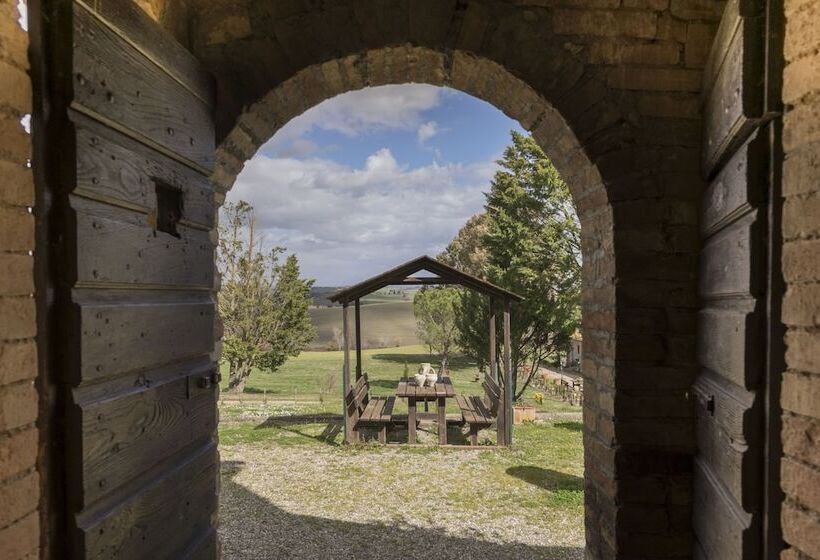 ホテル Wine Resort Colsereno