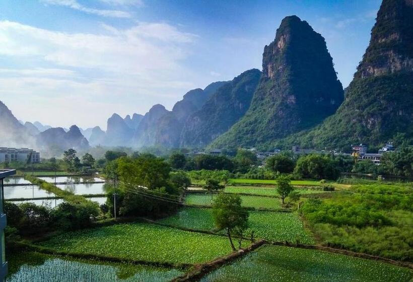 Отель Yangshuo Zen Garden Resort