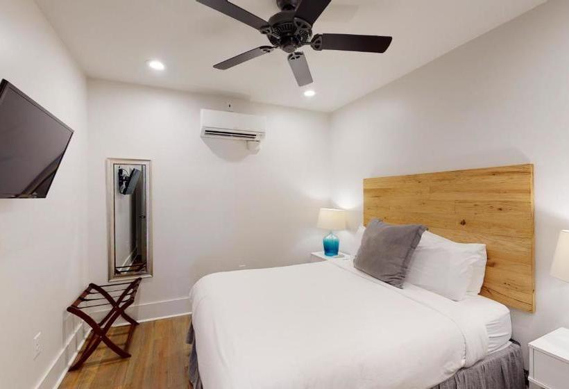 酒店 493 King Two Bedroom Suites