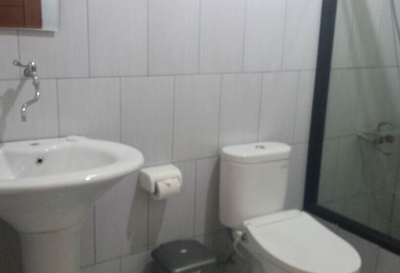 Segara Hotel And Restaurant