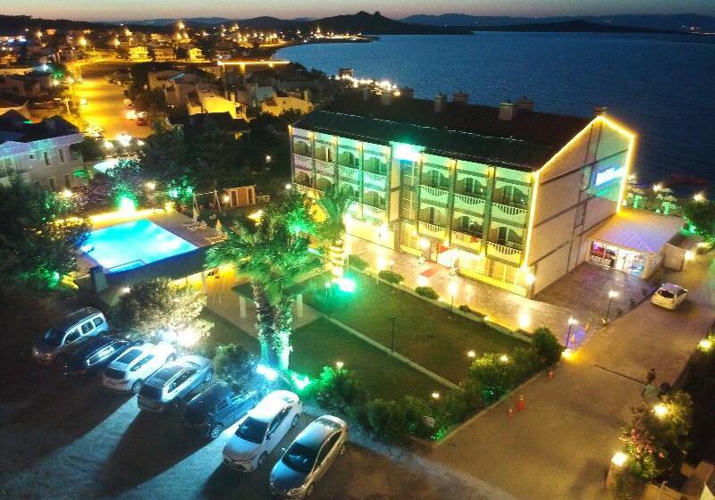 ホテル Cunda Basel