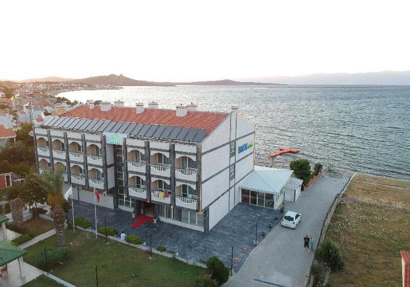 ホテル Cunda Basel