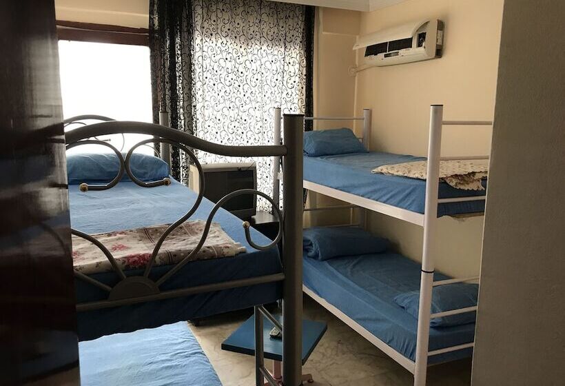 هتل Adana Hostel 1