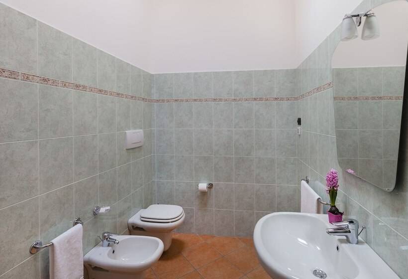 בית מלון כפרי Al Colle