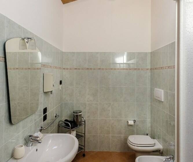 בית מלון כפרי Al Colle